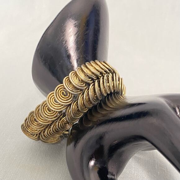 Brutalist Bracelet Bronze Geometric Entwined Wire Circles Fold Over Clasp - Picture 2 of 11